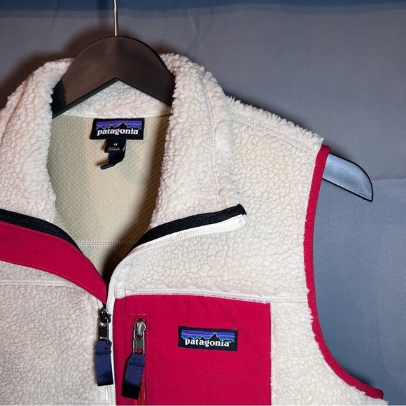Women’s Patagonia Red and Off White Fleece Vest - Picture 2 of 13